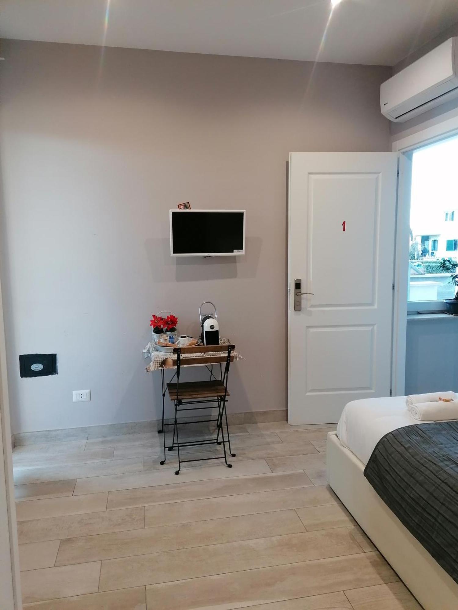فيوميتشينو B&B Purple Italy الغرفة الصورة
